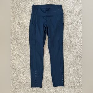 Lululemon Fast & Free Leggings / Size 6 / Blue / 23 Legnth